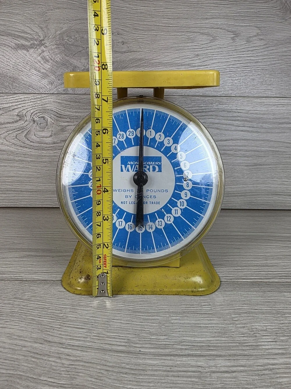 Montgomery Ward Mechanical Kitchen Scale Yellow Blue Retro SU12